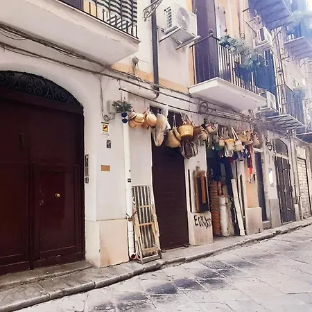 Casa Ranieri Палермо